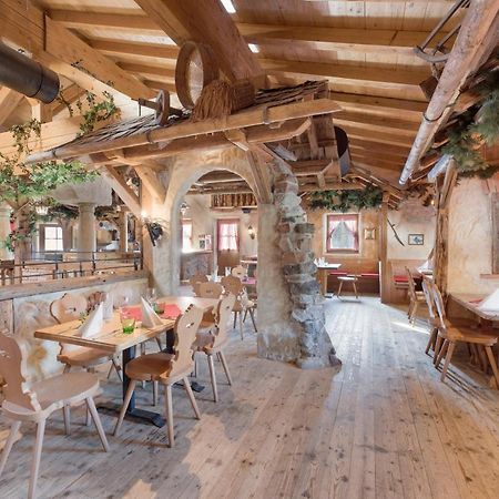 Der Waldhof Hotel Scheffau am Wilden Kaiser Exterior foto